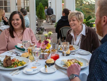 general lewis inn outdoor dining 1200x680