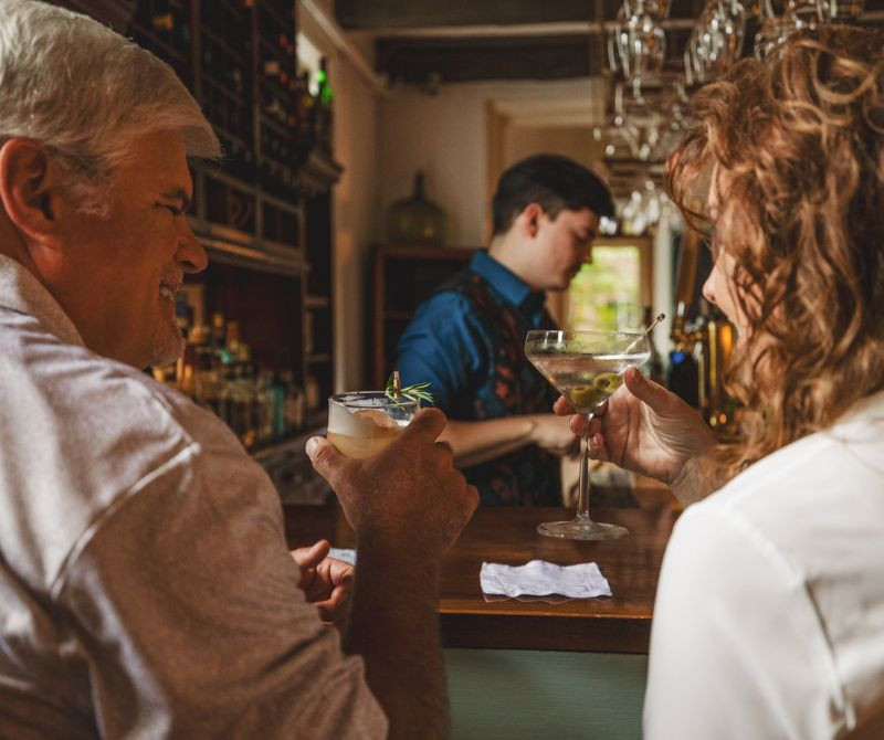 couple at the thistle lounge in the historic general lewis inn