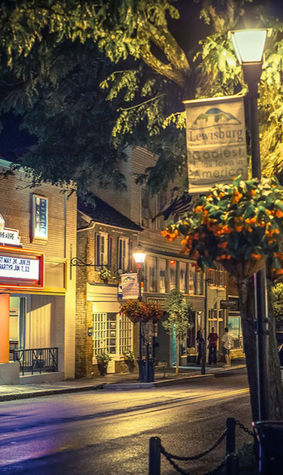 greenbrier valley theatre in downtown lewisburg wv